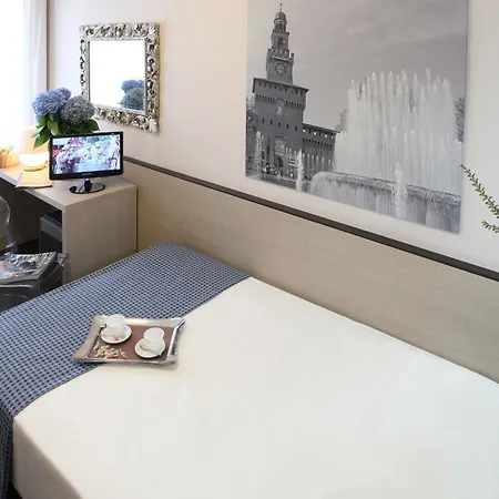 Hotell Mennini 3*