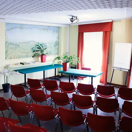 Hotell Mennini 3*