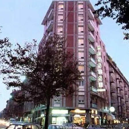 Mennini Hotell 3*
