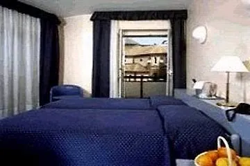 Mennini Hotel