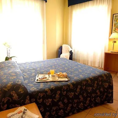 Mennini Hotell